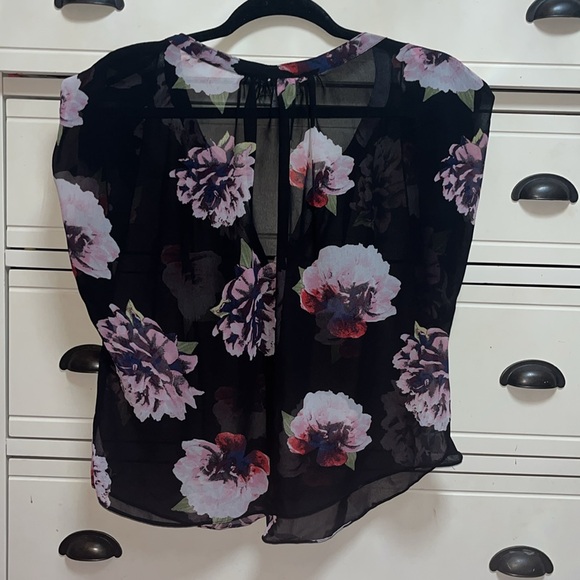 Olsenboye Sheer Floral Button Up Blouse - Picture 4 of 4